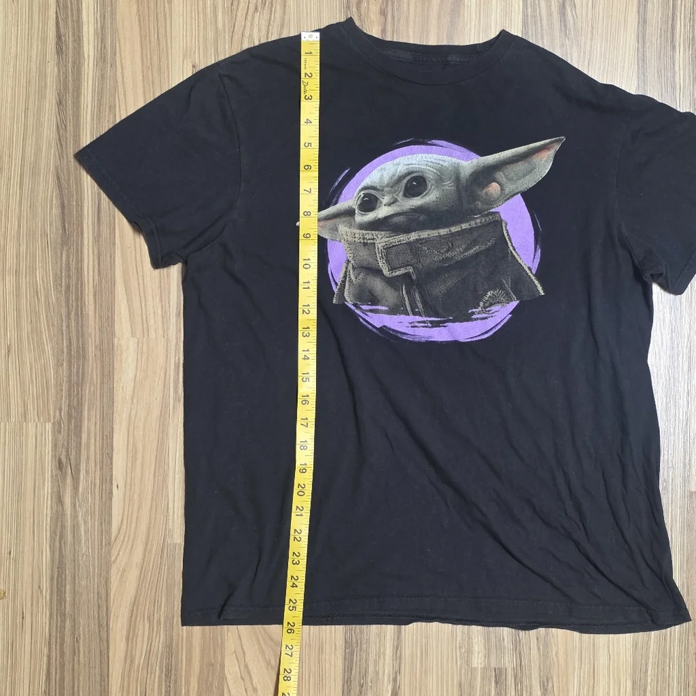 Star Wars Fith Sun‎ Men's The Mandalorian The Child Portrait T-shirt Size Large